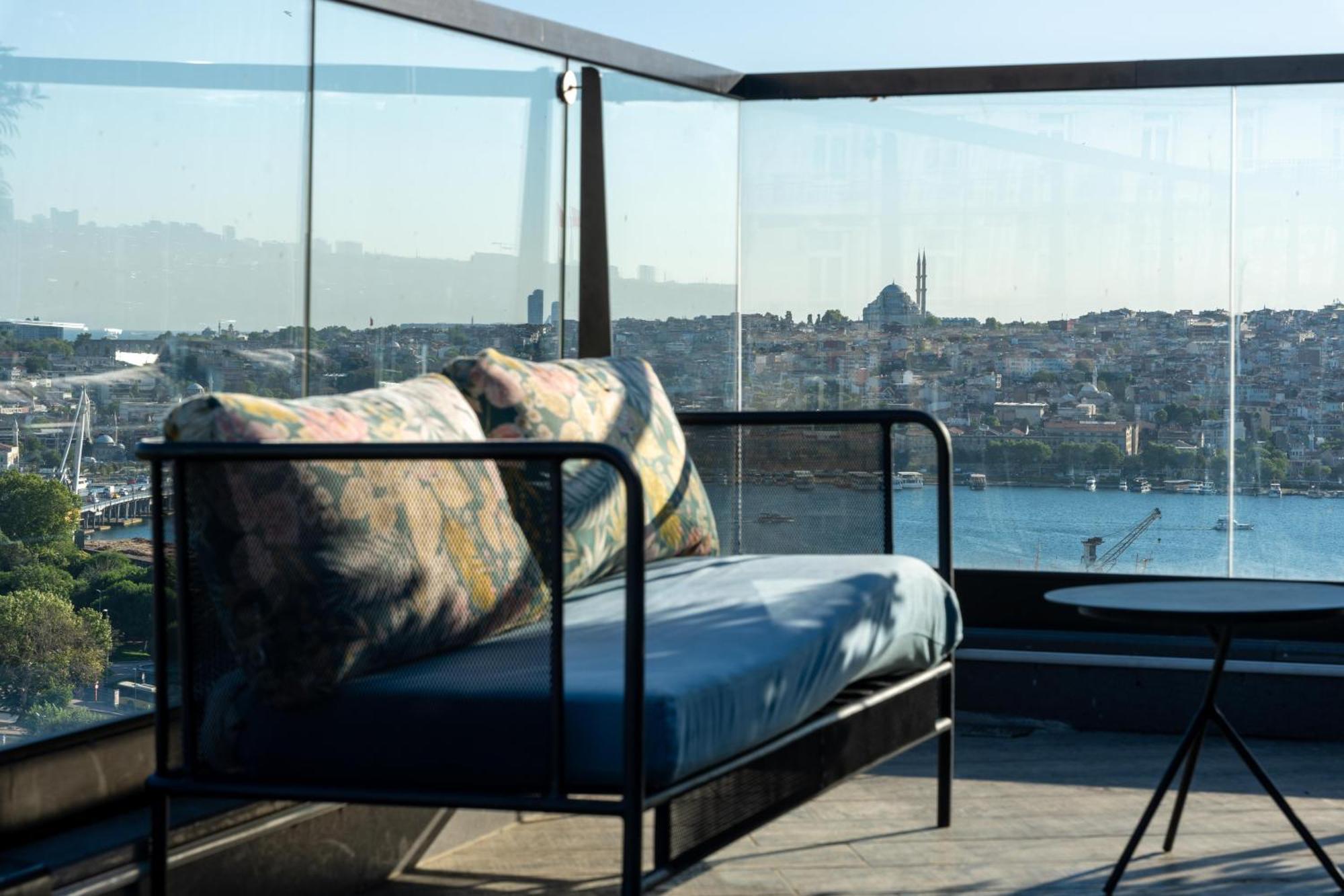 Хостел The Central House Istanbul Galata Екстер'єр фото